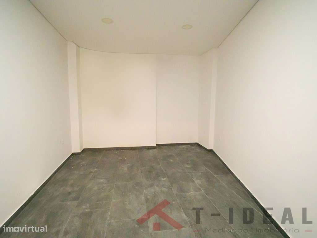 Apartamento T3 no Centro da Lourinhã-48