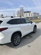 Toyota Highlander 2.5 Hybrid Luxury - 2