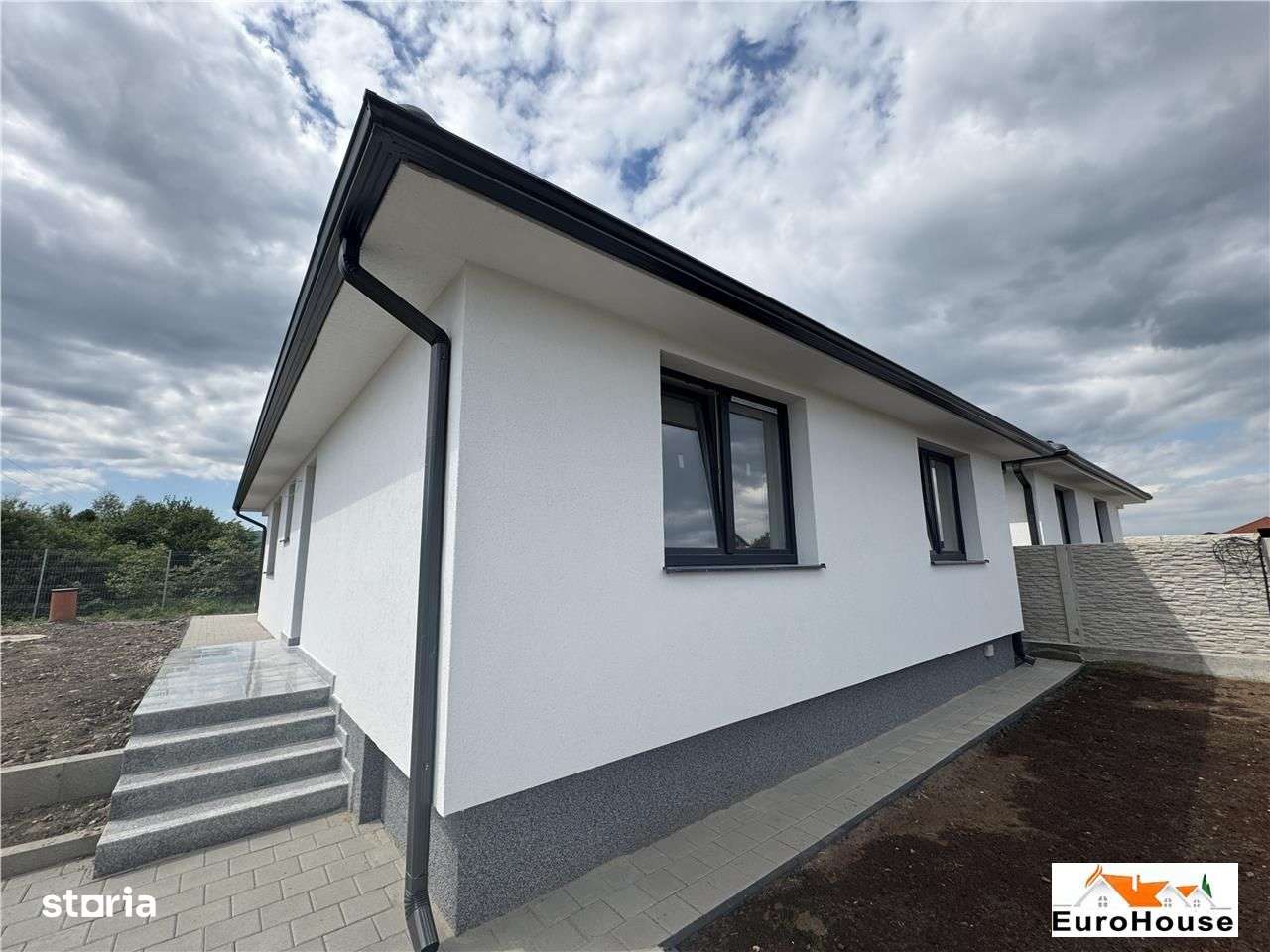 Casa noi la cheie de vanzare in Alba Iulia - Imagine principală: 5/18