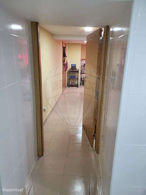 Moradia T4 para venda-16