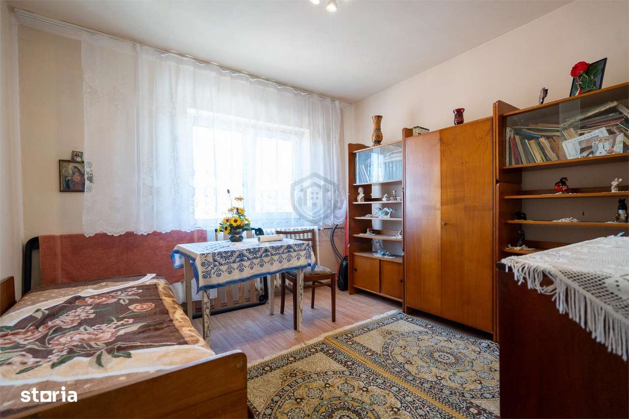 APARTAMENT CU 3 CAMERE, DECOMANDAT, ZONA ROGERIUS - Imagine principală: 3/11