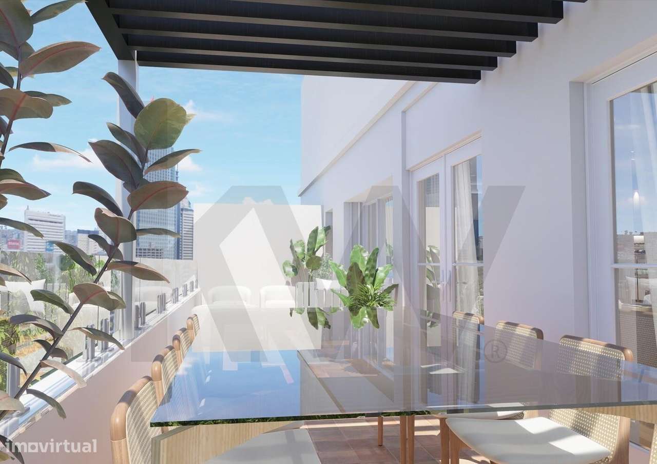 Apartamento T3 totalmente renovado com varanda no Bairro do Rosário, C - Grande imagem: 2/47