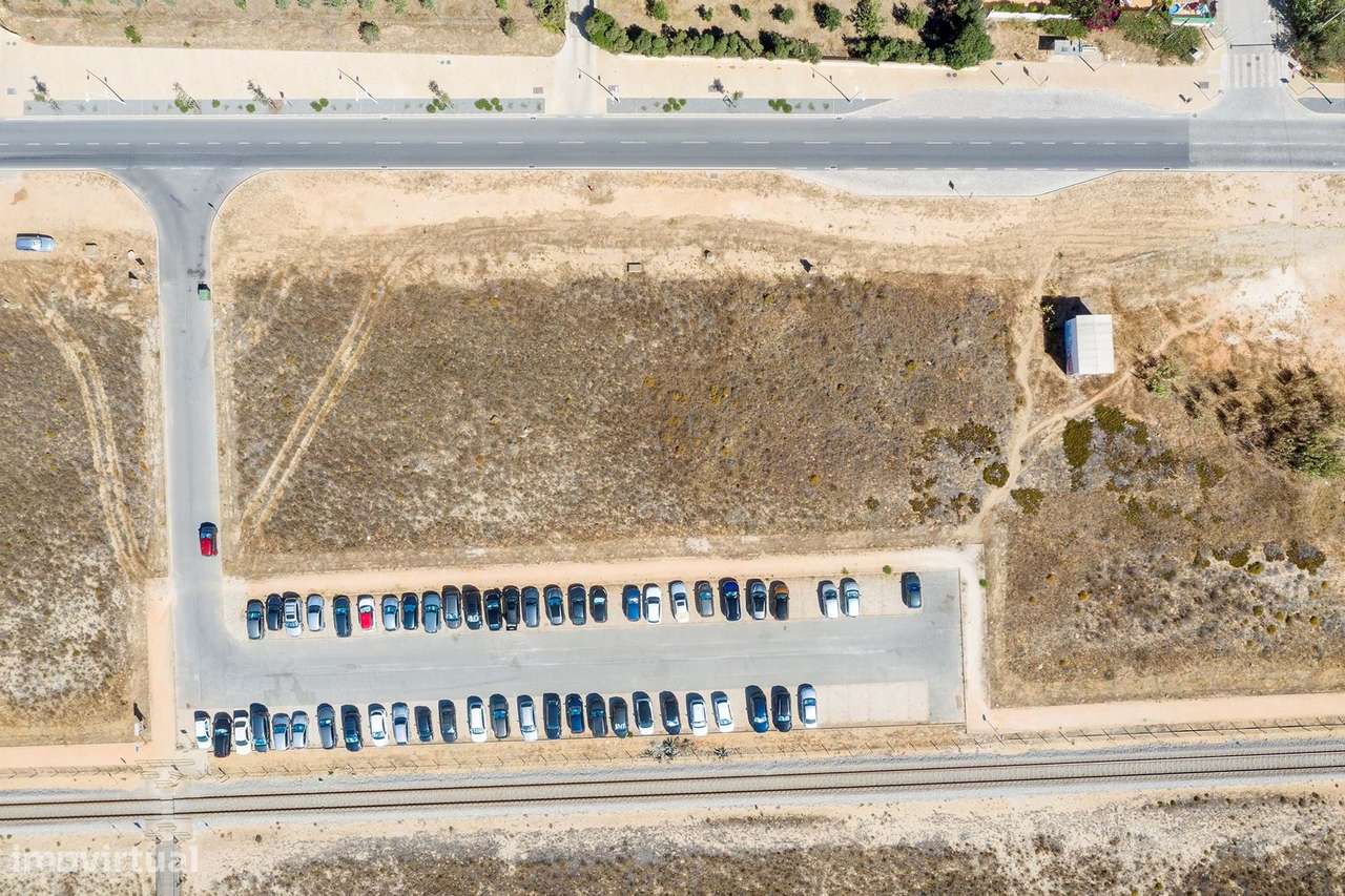 LOTE DE TERRENO LOCALIZADO NA MEIA PRAIA, LAGOS - Grande imagem: 4/6