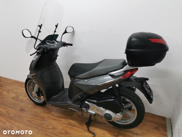 Aprilia Sportcity - 10