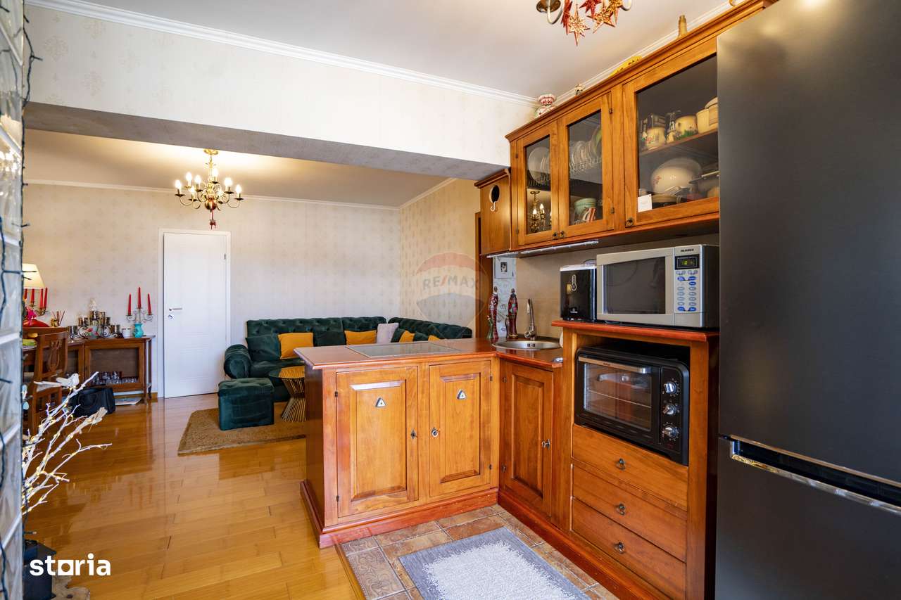 De vânzare apartament cu 3 camere și terasă, Bulevardul Dacia-15