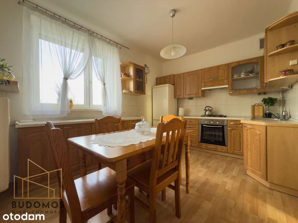 2-pokojowe mieszkanie z parkingiem w centrum-15