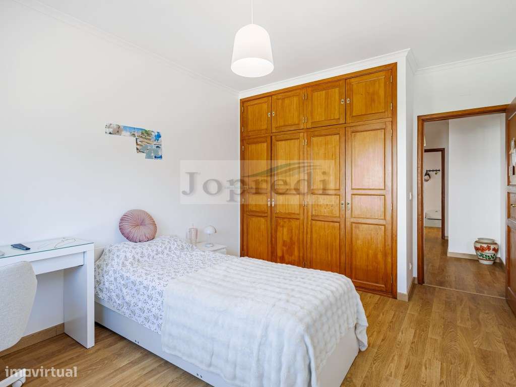 Apartamento T3 com parqueamento para 2 carros e arrecadação, com vi...-25