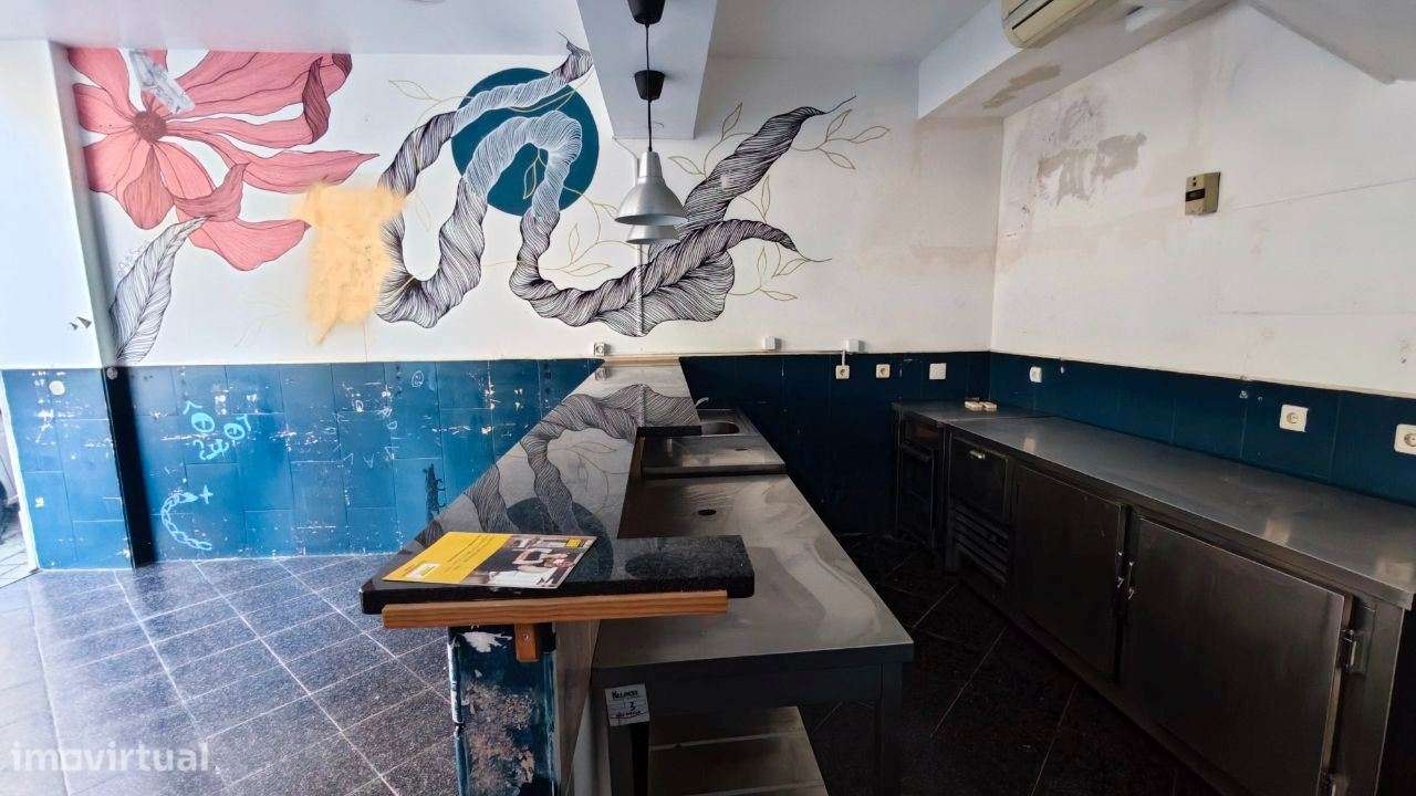Loja p/Restauração - 70m2 - Rua Alferes Malheiro - A estação da Tri... - Grande imagem: 5/16