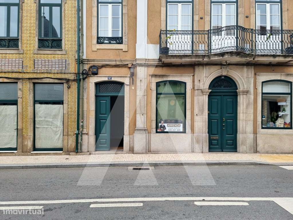 Loja centro de Ovar com Casa de Banho - Jardim dos Campos - Grande imagem: 2/11