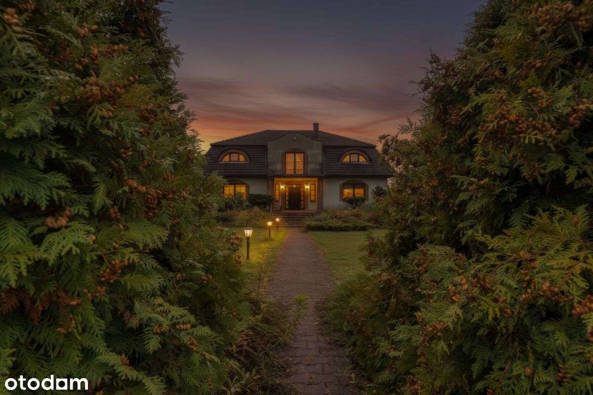 Wyjątkowa rezydencja w zielonej okolicy-0
