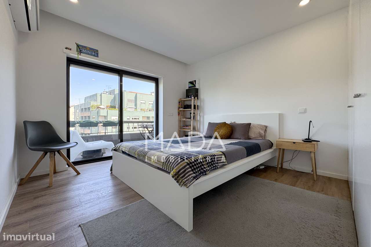 Apart. T3 renovado c/garagem (2 carros) na Av. 31 de Janeiro em Braga-16