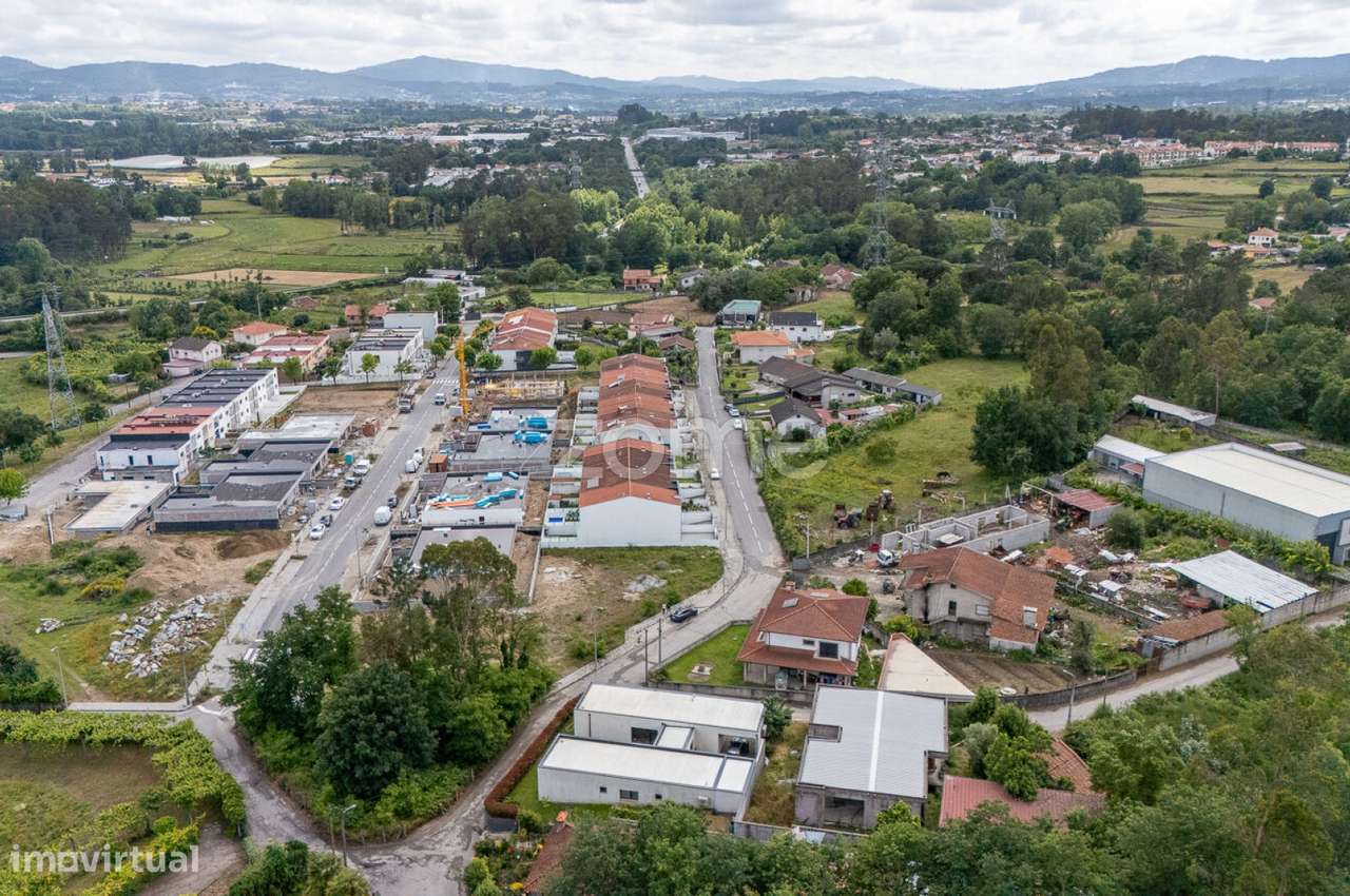 Moradia T3 Open space -Vila Verde-37