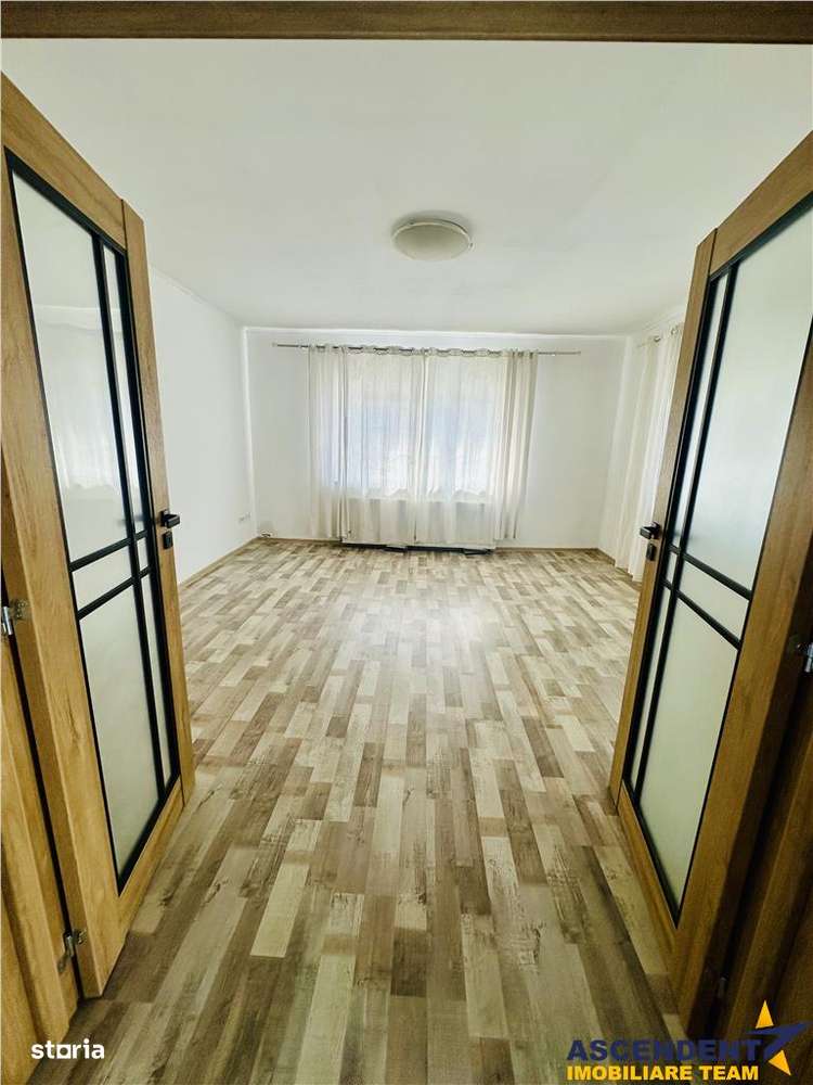 Spatiu de birouri select, cu garaj si curte proprie, Astra, Brasov - Imagine principală: 4/20