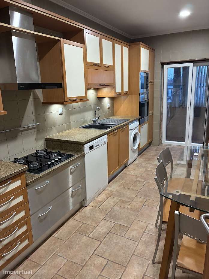 Quarto Caparica FCT - Grande imagem: 5/10