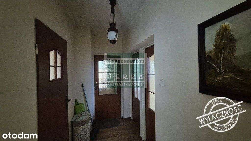 Zielony dom tonący w zieleni-13