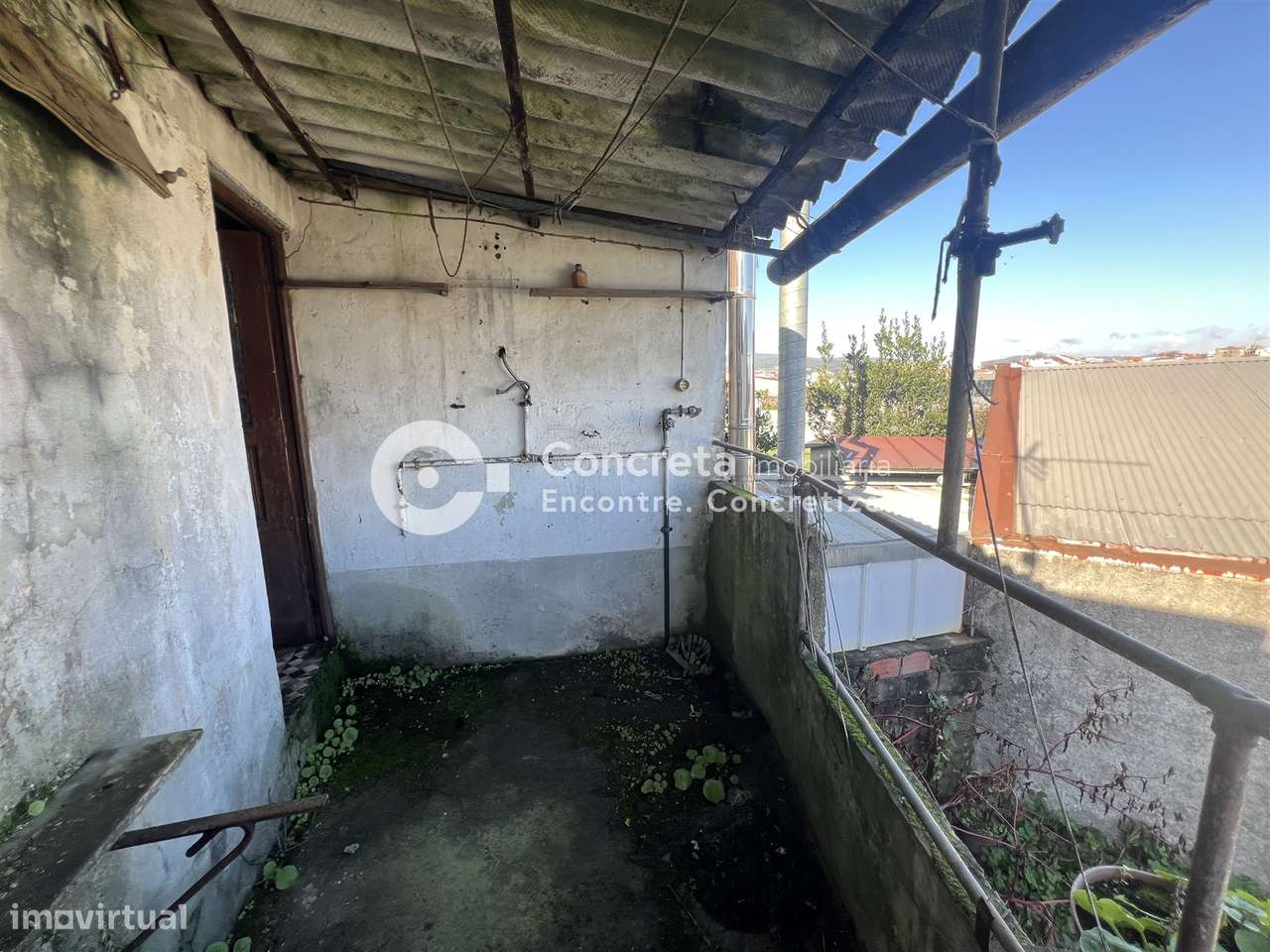 Prédio no centro histórico de Barcelinhos - Grande imagem: 4/10