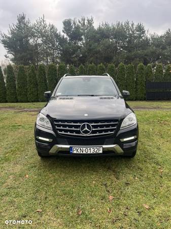 Mercedes-Benz ML 350 BlueTec 4-Matic - 2