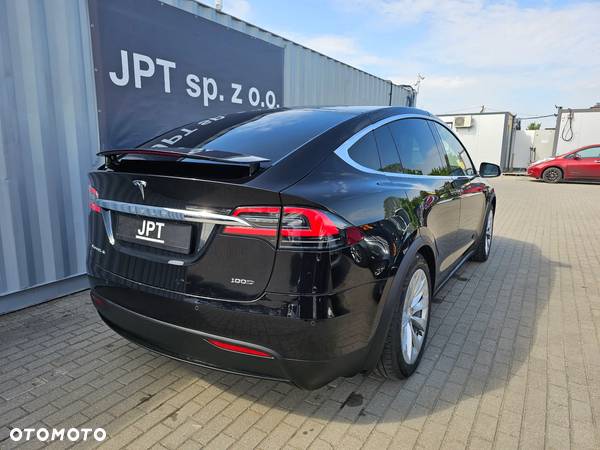 Tesla Model X Long Range Plus - 12