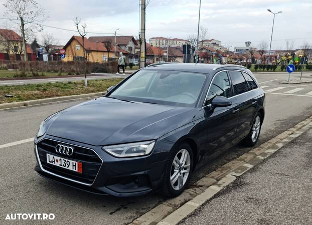 Audi A4 Avant 35 TDI S tronic - 1