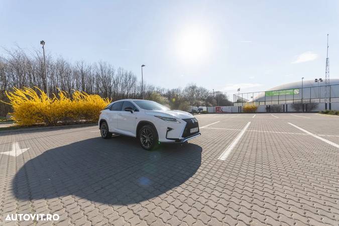 Lexus Seria RX - 12