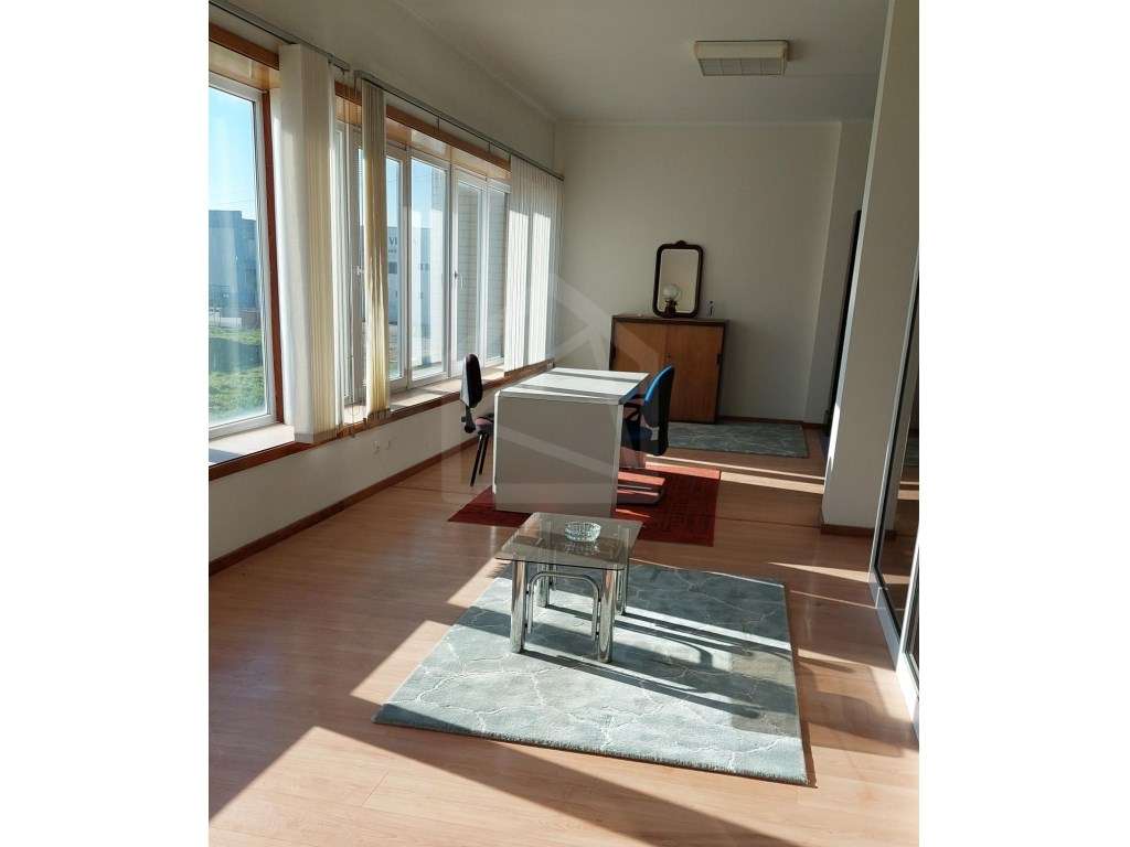 Armazéns Industriais em Ílhavo - Grande imagem: 4/7