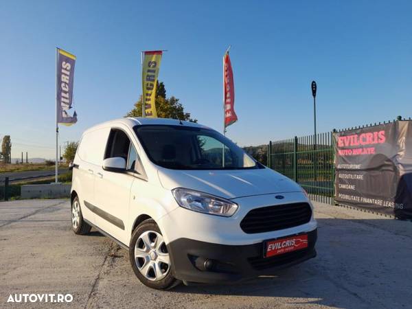 Ford Transit Courier - 1