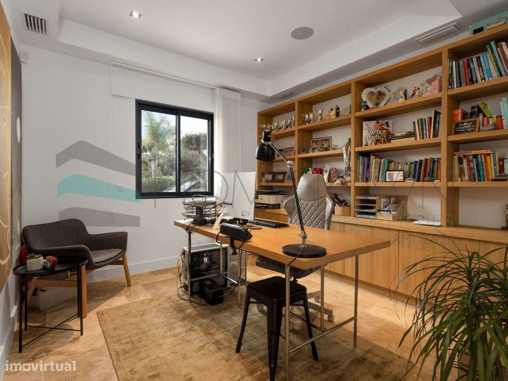 Moradia de Luxo V4 - Primeira Linha da Ria Formosa, Faro-34