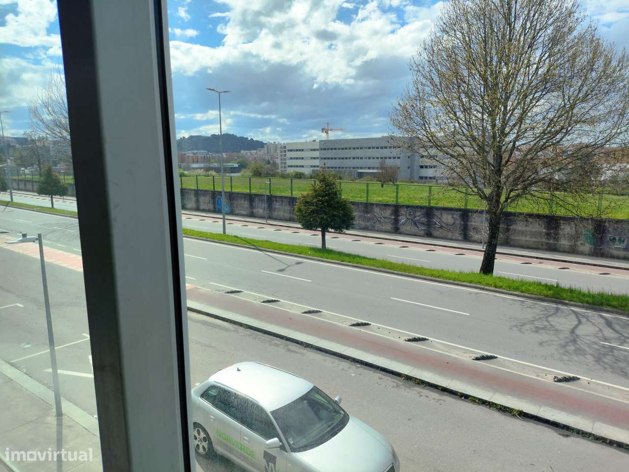 Espaço ideal para serviços, em excelente localização. - Grande imagem: 5/12