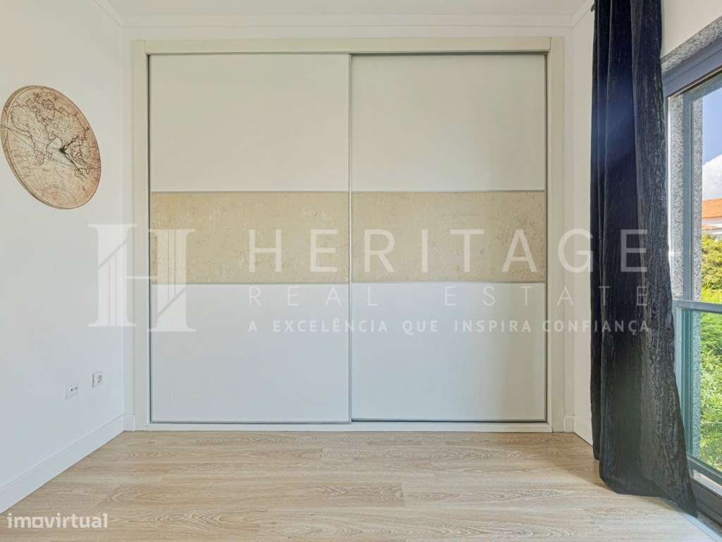 Moradia Isolada T4 com Garagem e Espaço Exterior em Santo António d...-9