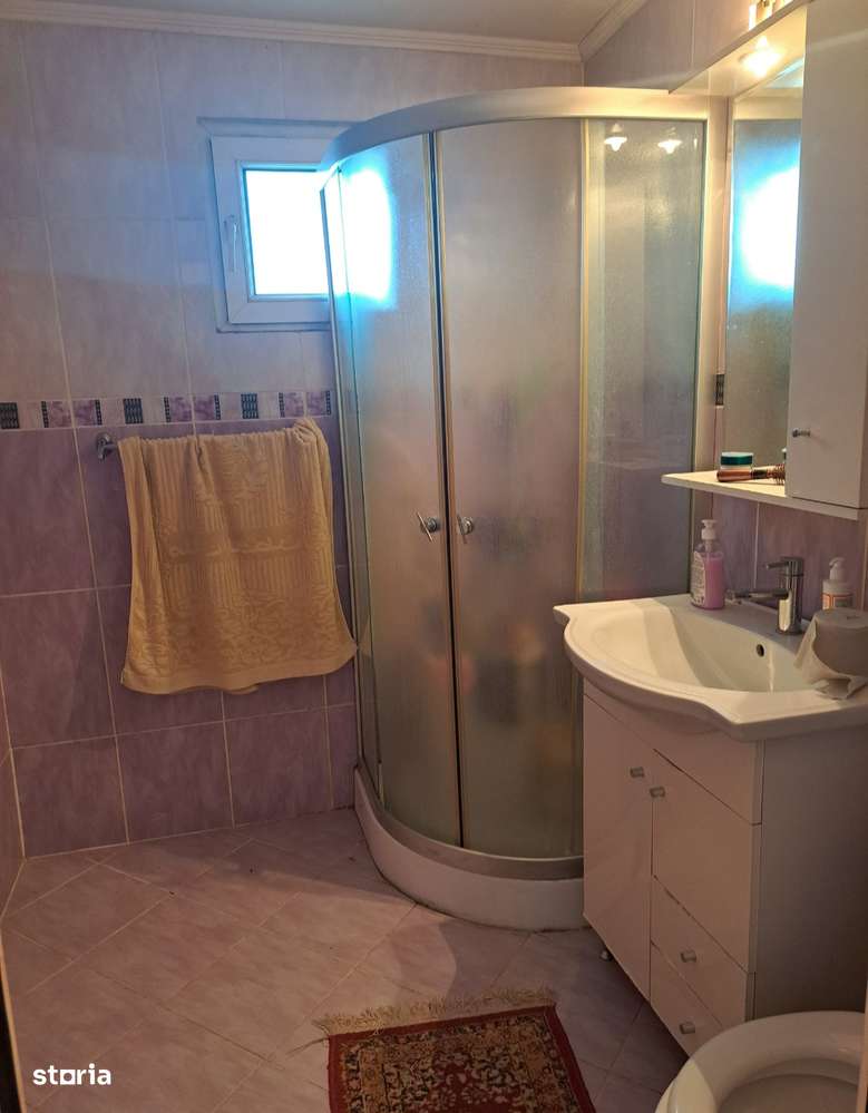 Apartament cu 4 camere, balcon și lift în Rahova-8