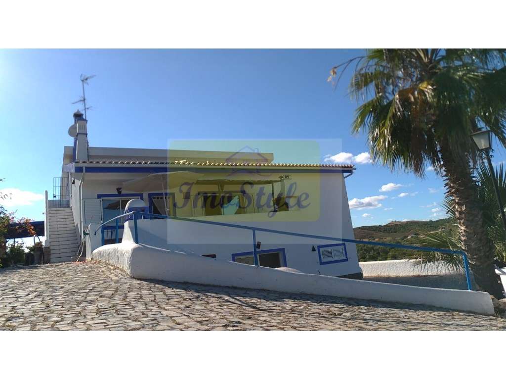 Moradia isolada com cave e apartamento independente em Castro Marim - Grande imagem: 5/60