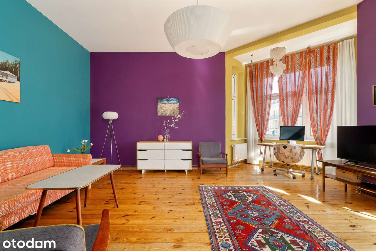 Trzystronne, z balkonem i piwnicą, przy tramwaju-11