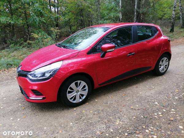 Renault Clio 1.2 16V 75 Authentique - 2