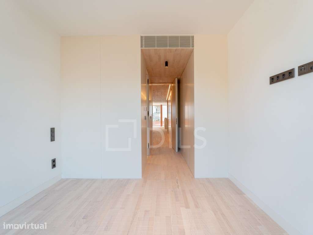 Apartamento T4+1 na Foz, Porto-30