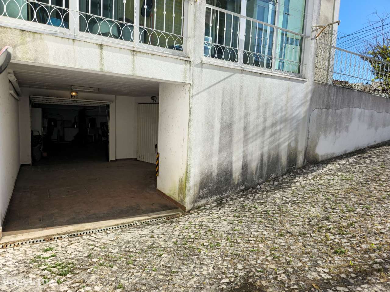 Andar de Moradia jardim garagem em S. Domingos de Rana.-32