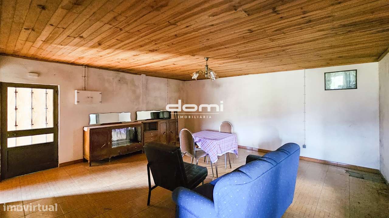 Propriedade com duas Moradias para Reabilitar – Ervilhal, Sul -São Ped-19