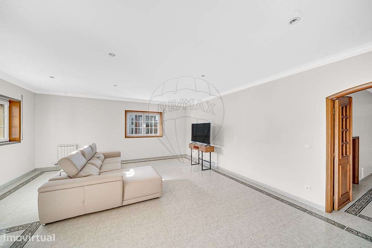 Moradia T7 para venda - Grande imagem: 4/25