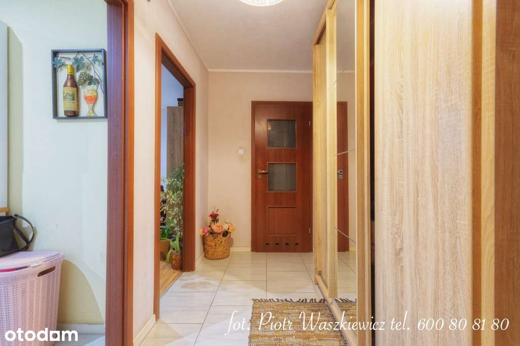 Duże 4 pokojowe mieszkanie na 2 piętrze w Chełmie.-4