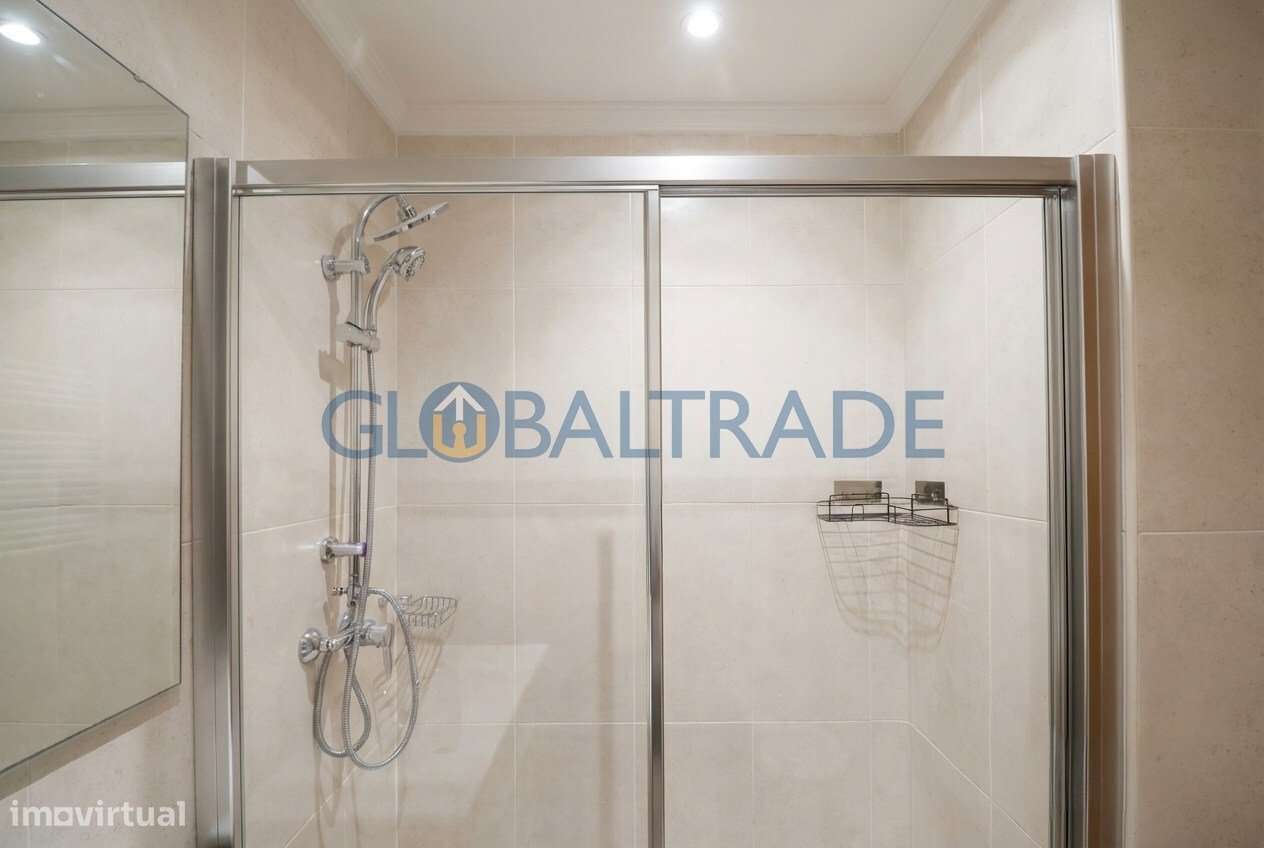 Duplex T2+1 com vista mar em Canidelo-53