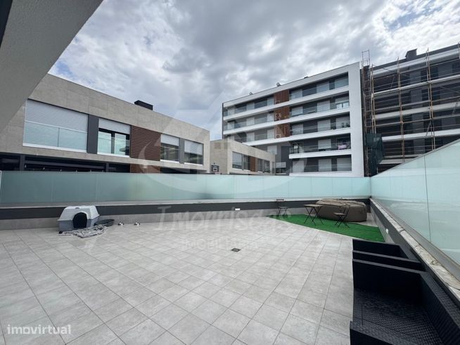 Apartamento T4 seminovo com terraço, no Parque das Oliveiras em Cam...-36