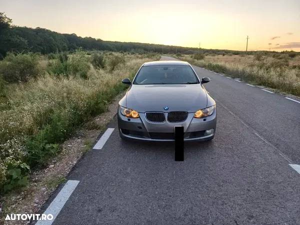 Dezmembrez BMW seria 3 E90 E91 E92 E93 NFL / FL / LCI / M Pachet motor calculator cutie viteze usa aripa capota haion trager bara faruri xenon stop interior jante navigatie oglinzi plafon praguri volan etc - 4