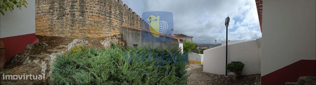 Moradia T1 renovada dentro das muralhas de Óbidos, com terraço, jardim-17