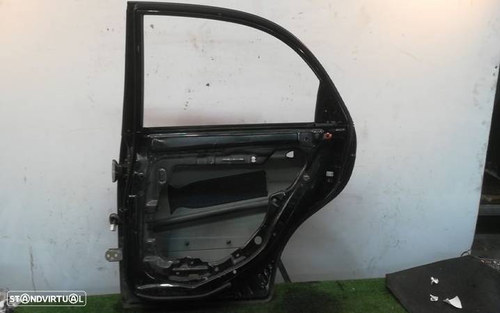 Porta Tras Direita Tr Drt Kia Cerato Hatchback (Ld) - 4