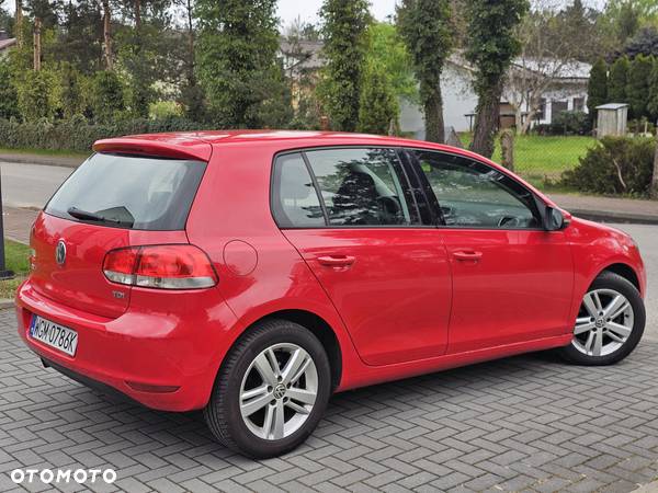 Volkswagen Golf 1.6 TDI DPF Comfortline - 9