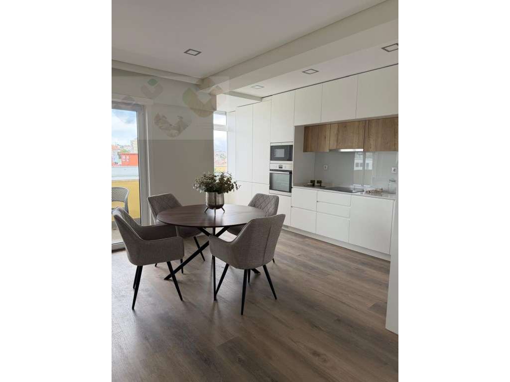 Apartamento T3 Venda Lisboa-18