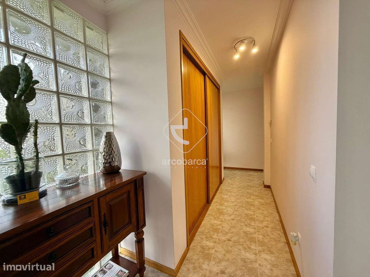 Moradia T4 com piscina - Arcos de Valdevez-13