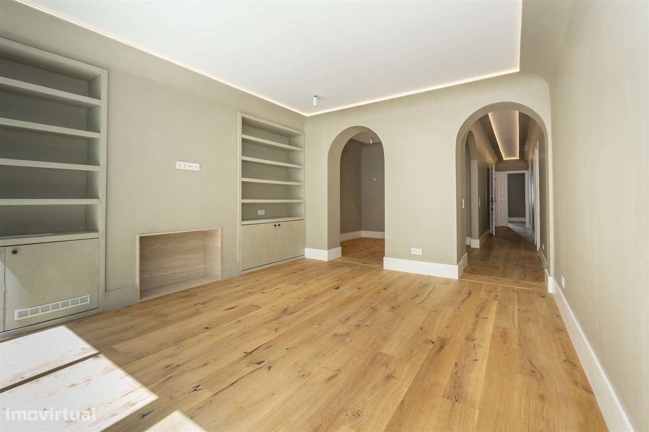Apartamento T3 nas Avenidas Novas, Lisboa-7