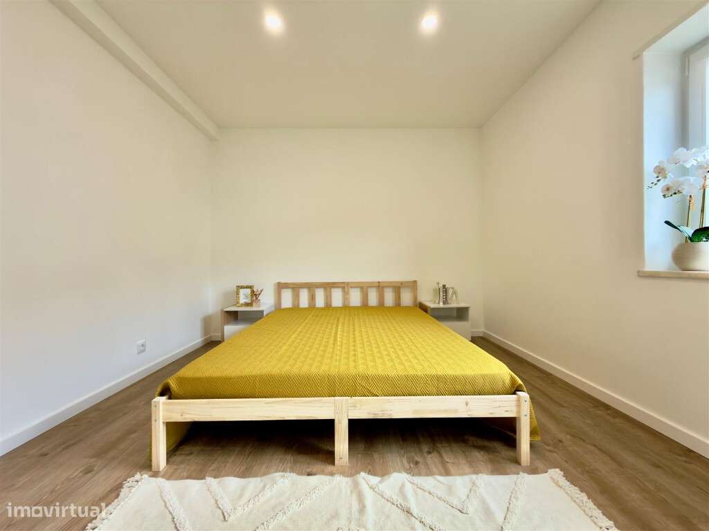 Apartamento T4 com garagem na Guarda Inglesa, Santa Clara-5