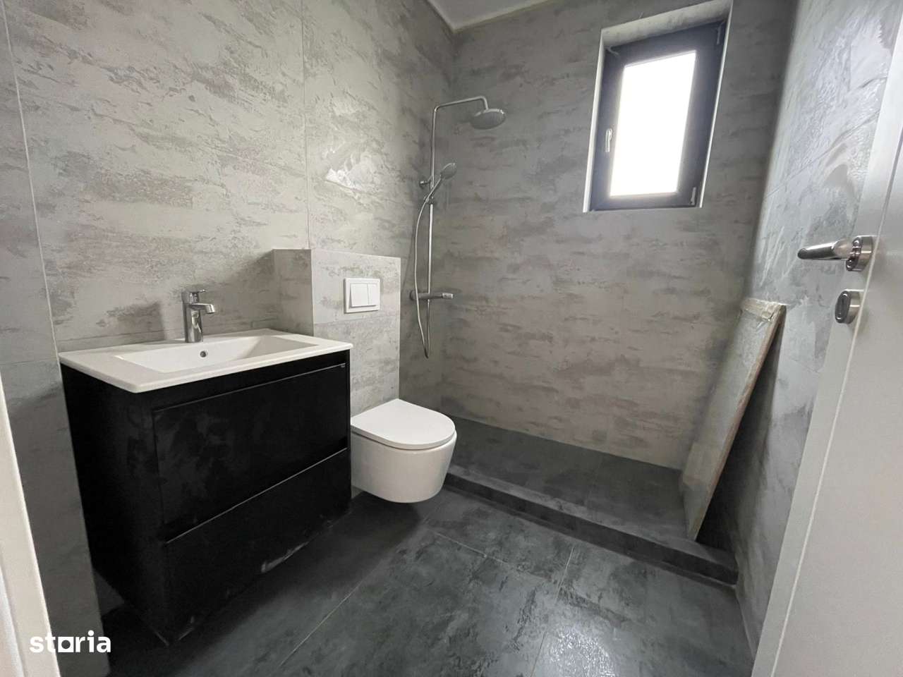 Imobiliare Domnesti  Parter Mansardat - toate utilitatile 3 dormitoare-12