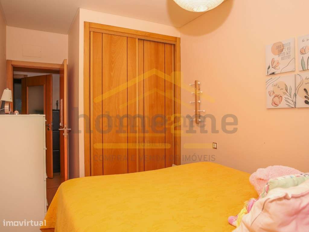 Fantástico Apartamento T3 com box e generosas áreas-14